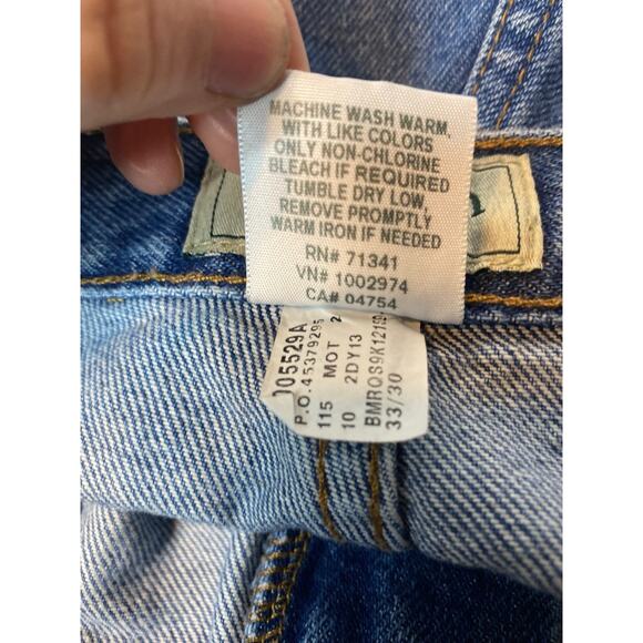 LL Bean Men's Blue Denim Jeans 33x30 Natural Fit Straight Leg - Picture 12 of 12